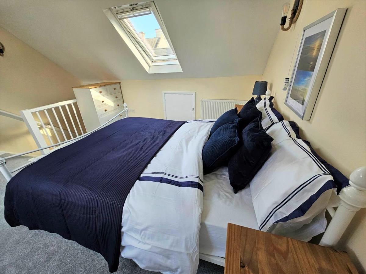 Bosun'S Cottage Luxury Stay In The Heart Of Town Уеймут Екстериор снимка